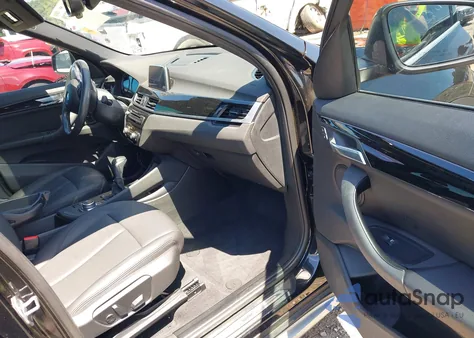 2019 BMW X1 xDrive28I из США, поврежденный, VIN WBXHT3C55K3H34658